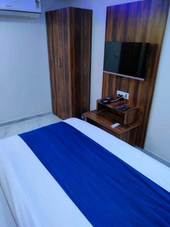 Hotel Ozone,Ахмедабад Екстер'єр фото
